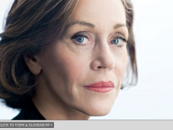 2009-02-janefonda_slideshowbttn_560