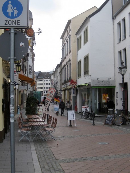 The cobblestone street where the Museum is located