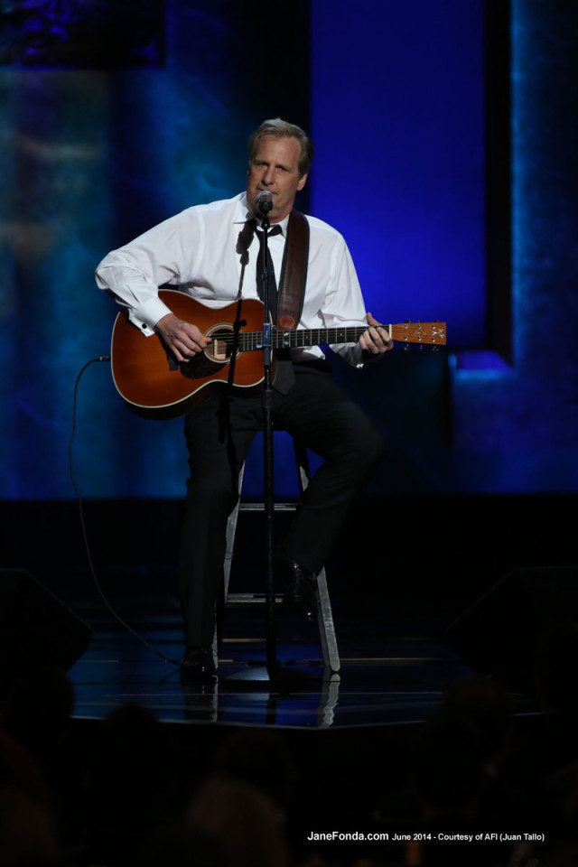 Jeff Daniels. He sang a very funny song he wrote called "Abs, Buns & Thighs" 